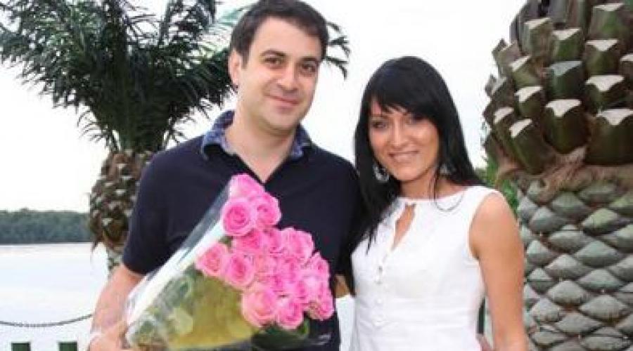 Garik Martirosyan ha soddisfatto i fan con capelli lussuosi.  