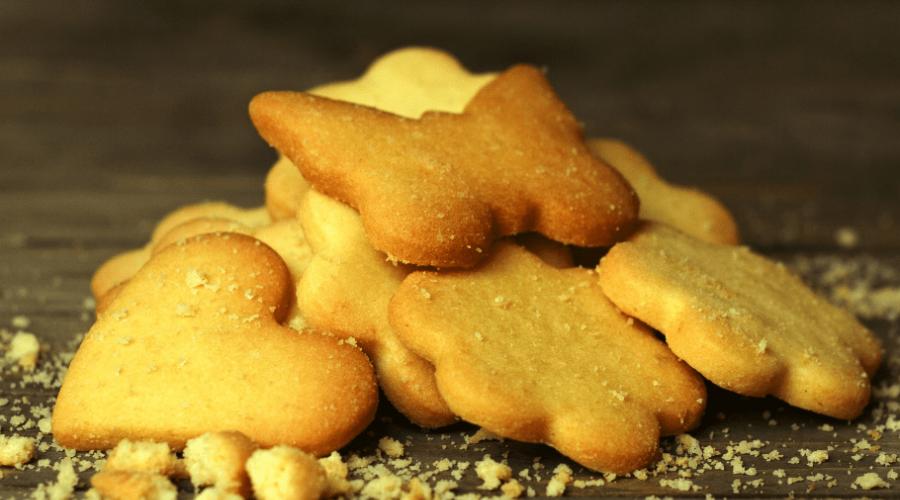 Ovsené sušienky.  Ovsené sušienky alebo ako rýchlo pripraviť lahodný dezert Jednoduché sušienky z ovsených vločiek