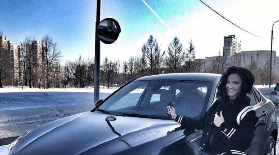 Olga Buzova compra una macchina nuova.  Si è saputo quale macchina guida Olga Buzova