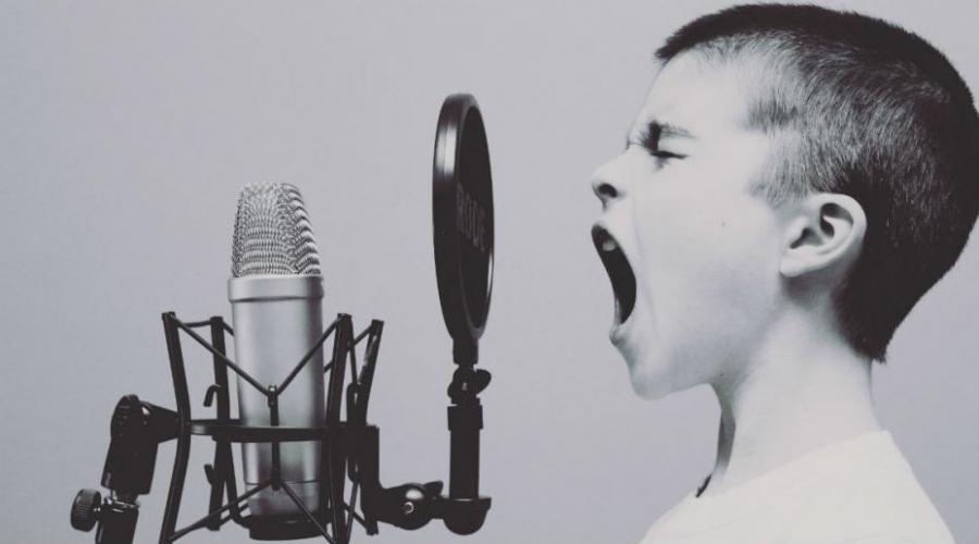 Come sviluppare una voce musicale - per auto-prendendo e non solo! Qual è la voce assoluta? Come sviluppare udienza assoluta.