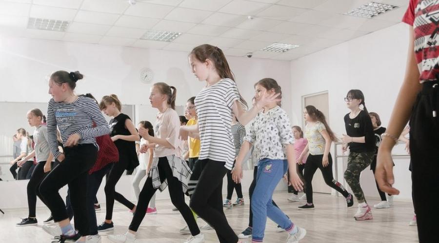 Taniec w Ufa uczący się dorosłych. Szkoły tańca w UFA