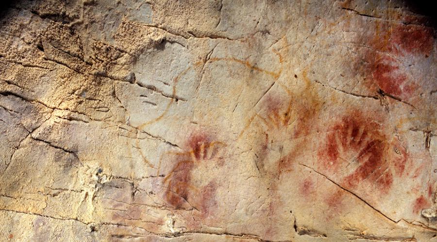 Obdobia staroveké sochy a skalné maľby. Nakreslite starovekú osobu, ako nakresliť starovekú osobu v etapách s ceruzkou pre začiatočníkov