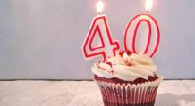 چرا آنها 40 سالگی را جشن نمی گیرند: عقیده سنتی و دیدگاه مدرن